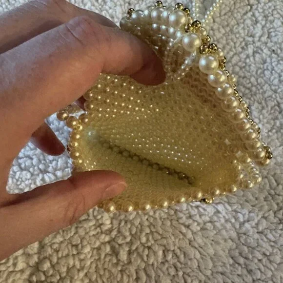 Pearl Micro crossbody bag - Picture 4 of 9